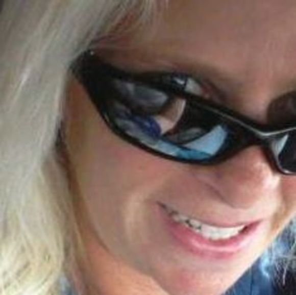 Meet your Posher, Laura - Picture 1 of 1